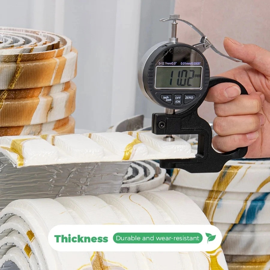 1 Rotolo di Adesivi Murali in  - Cutting Board Foam recensione e prezzo